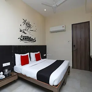 Hotel Jade Varanasi